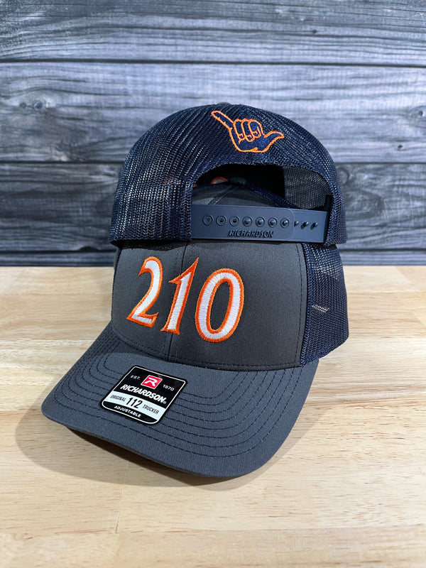 210 Classic Trucker