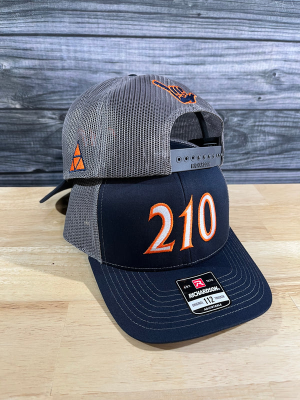 210 Classic Trucker